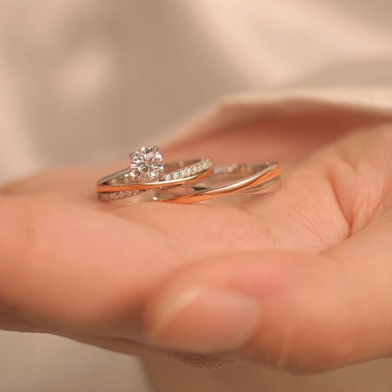 Color Separation Möbius Couple Rings: 50-Point Diamond Cross Design for Men & Women, Ideal Valentine's Day Gift