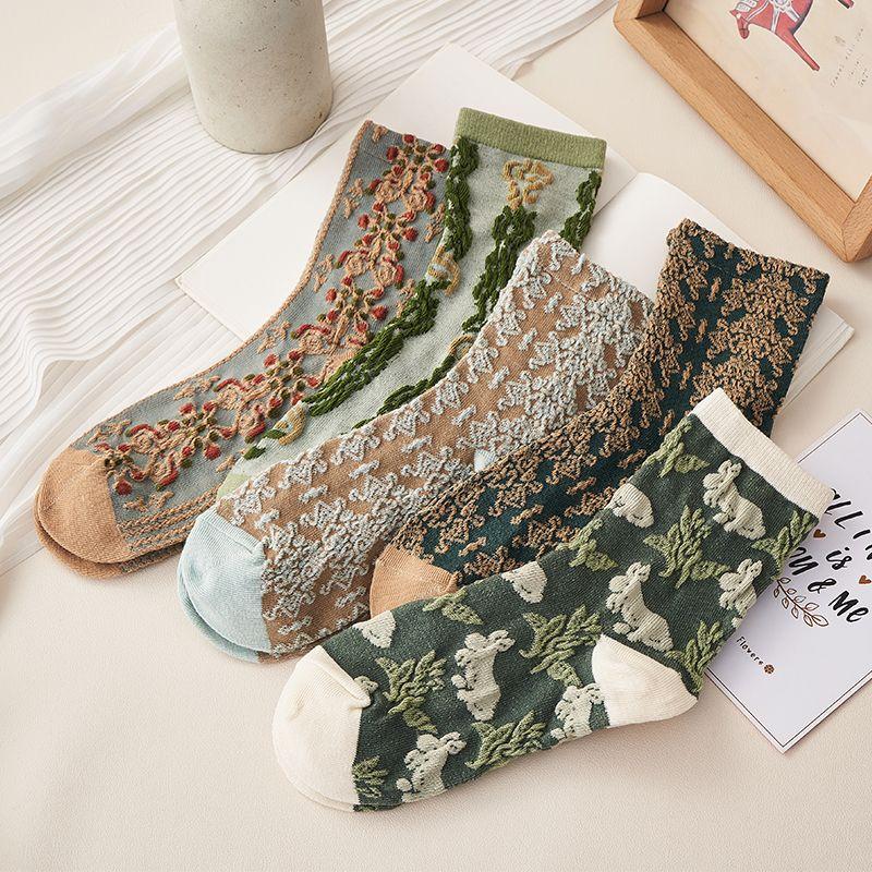 5 Pairs Retro Three-dimensional Relief Socks Women's Medium Tube Socks Spring and Summer Thin Cute Mori Literary Tide Stockings