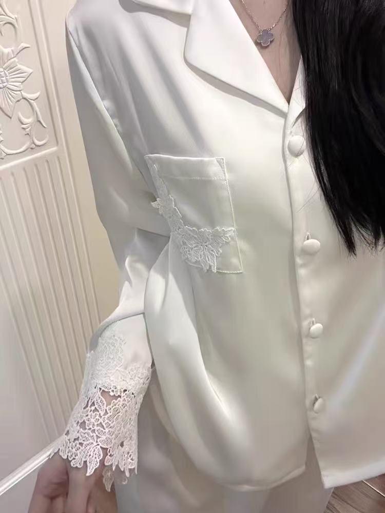 

Женский роскошный комплект пижамы из ледяного шелка с длинными рукавами и французским кружевом - Весна/Осень 2025 XXL