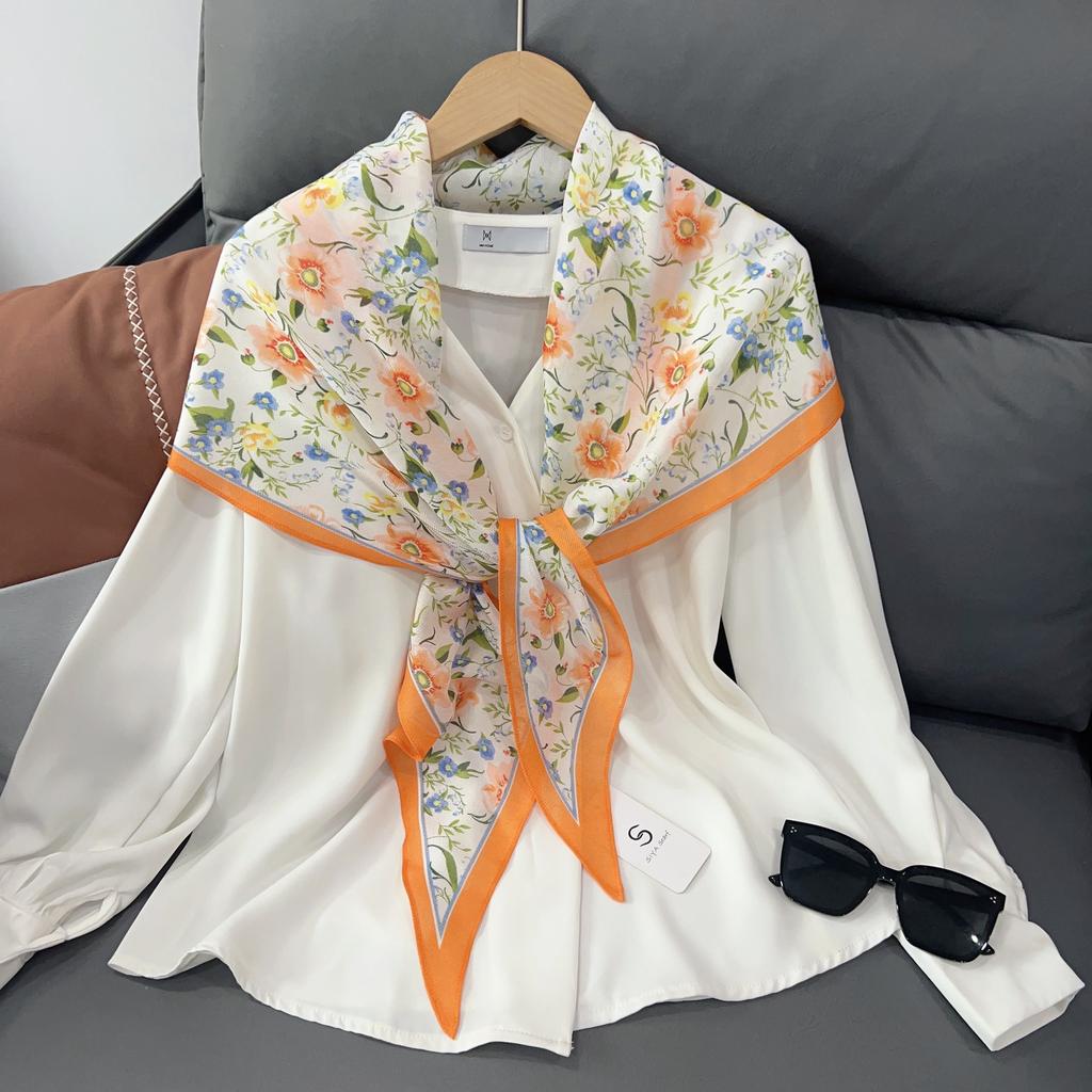 Spring and Summer Breathable Thin Silk Scarf Women's Fashion Flower Decoration Small Shawl Outer Scarf Sweet Temperament Rhombus Scarf