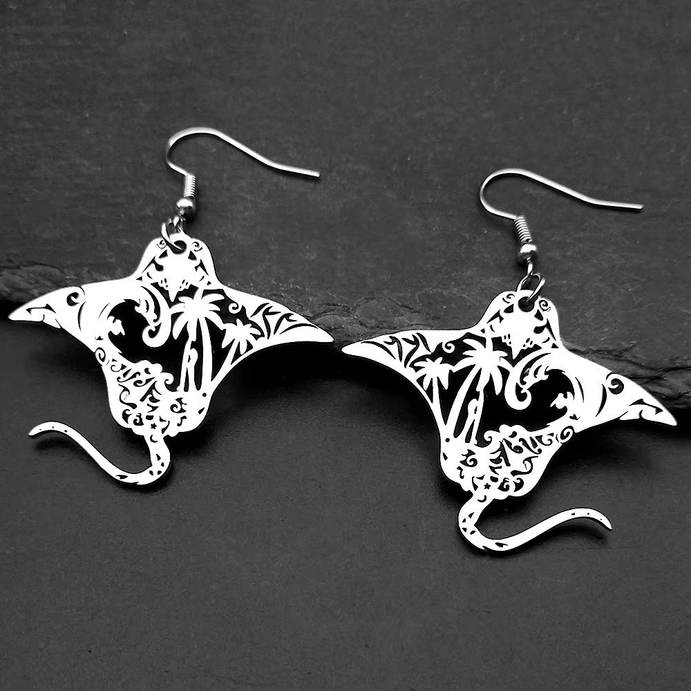 Hollow Manta Ray Sea Devil Fish Necklace For Women Men Stainless Steel Gold Color Coconut Tree Tropical Marine Scenery Jewelry