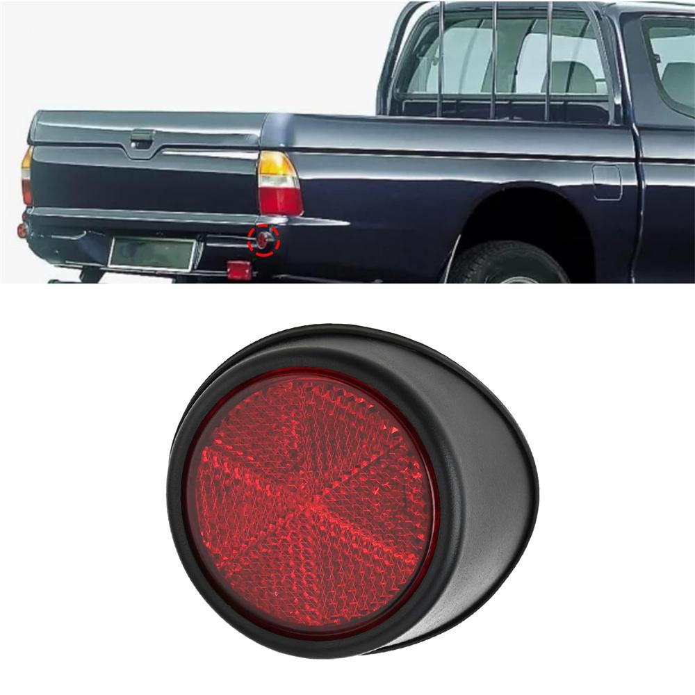 Светоотражатель заднего бампера - Для Mitsubishi L200 K76T - Правая сторона PN: MR109136