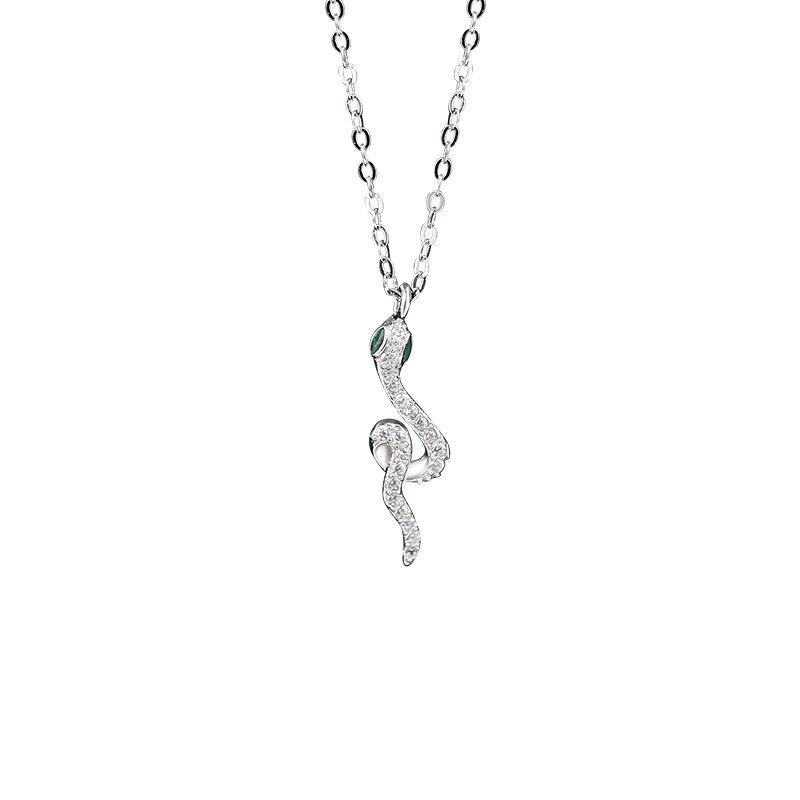 

New Zodiac Year Green Eyed Spirit Snake Fantasy Dance Necklace, Light Luxury, Niche Design, Collarbone Chain, Year of The Snake 40CM платиновый