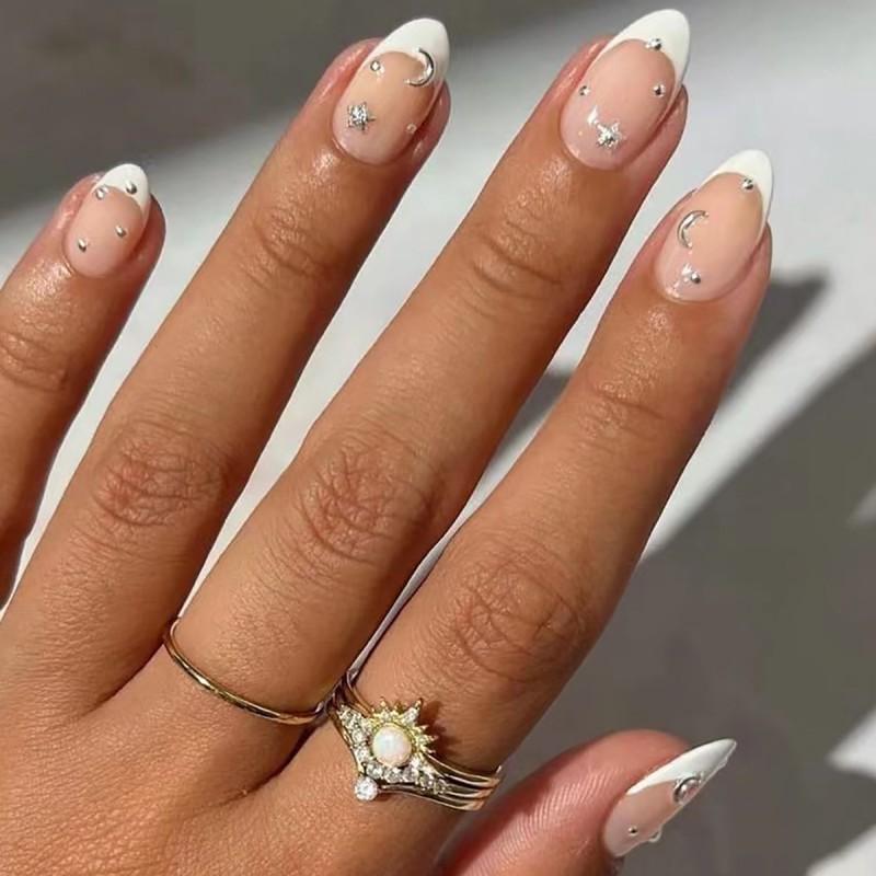 Short Press-On Nails French Tip Star Moon Design Acrylic Nail Tips Women Sweet Style Wearable Art Adhesive Type
