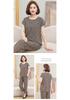Fashionable Summer Outfit Set for Middle-aged Moms: Stylish Round Neck Short-Sleeve Top & Plus Size Two-Piece Set