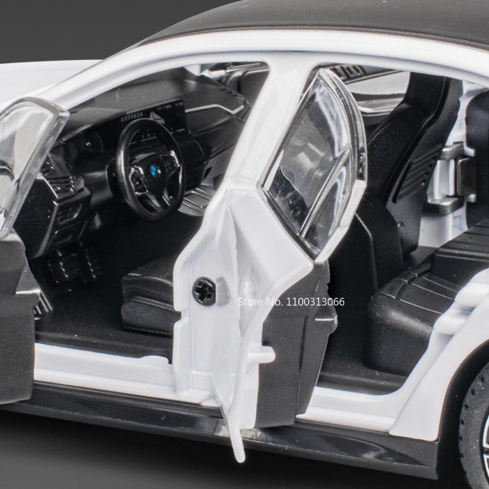 1:24 Scale 5 Series 530Li A6L Toys Cars Models with Light Music Miniature Model Doors Can Opened Vehicles for Child Adult Gifts