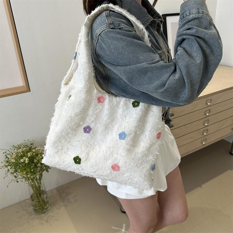 Love women's bags, cloth bags, new fashionable Hantote bags, large-capacity casual underarm shopping bags.