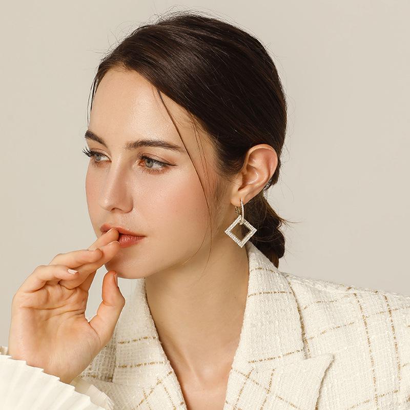 Silver Needle High-End Geometric Diamond Hoop Earrings for Women