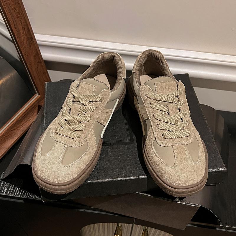 Spot lightning hair~ 2025 new cowhide versatile platform sports and leisure board shoes college wind and morality training shoes