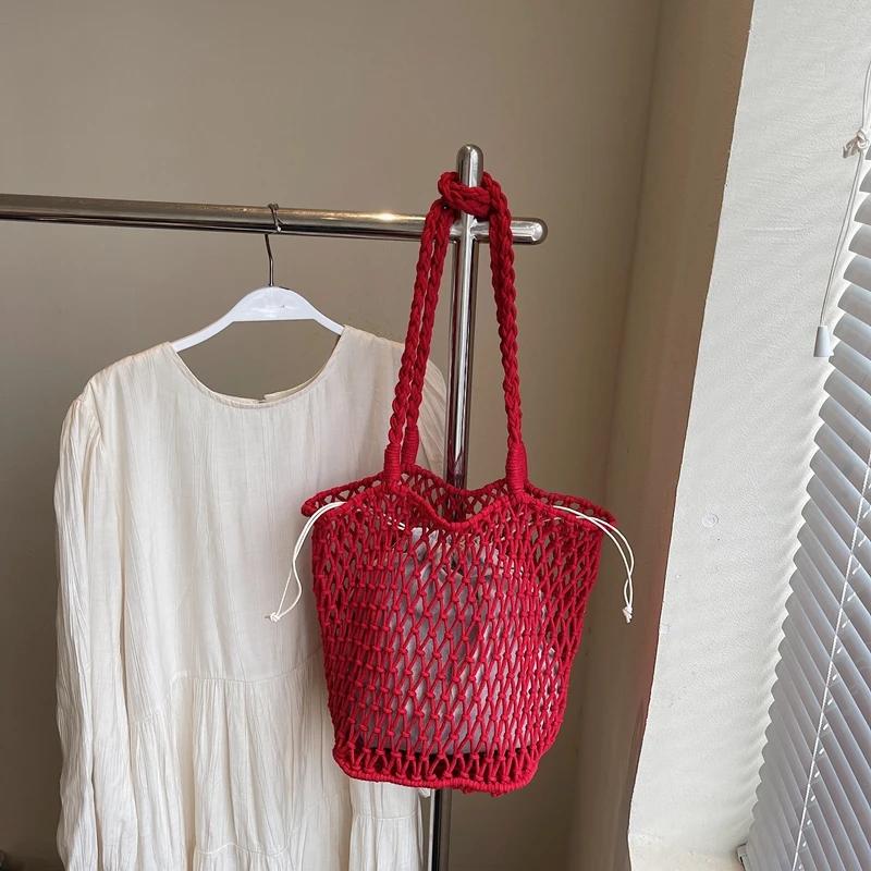 

Fashion Hollow Out Women s Shoulder Bags Designer Knitting Handbag 2025 New Large Capacity Summer Beach Tote Bag Female 50cm)) червоний