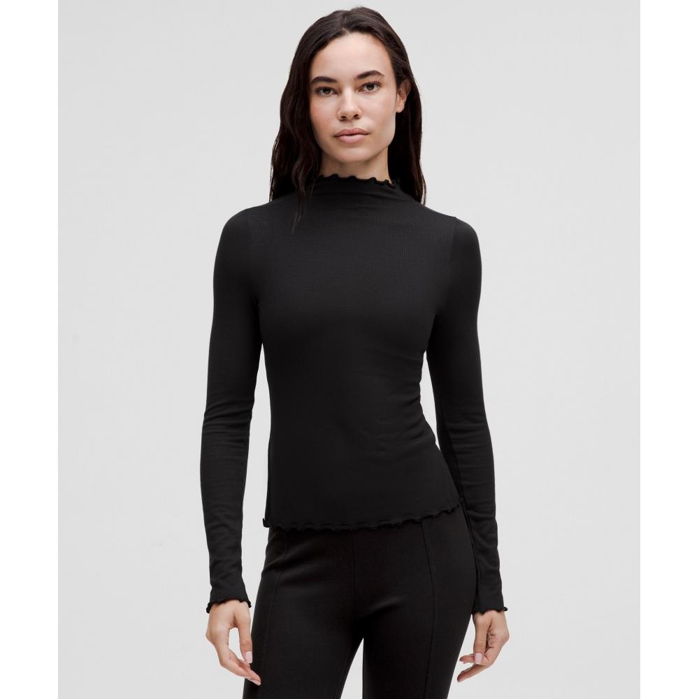 

Lululemon Hold Tight Lettuce Edge Turtleneck Black 8