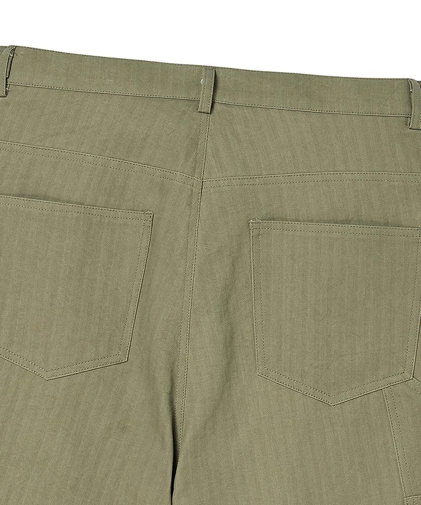 BEYOND CLOSET [Collection Line] Herringbone Texture Cutting Detail Carpenter Pants Khaki