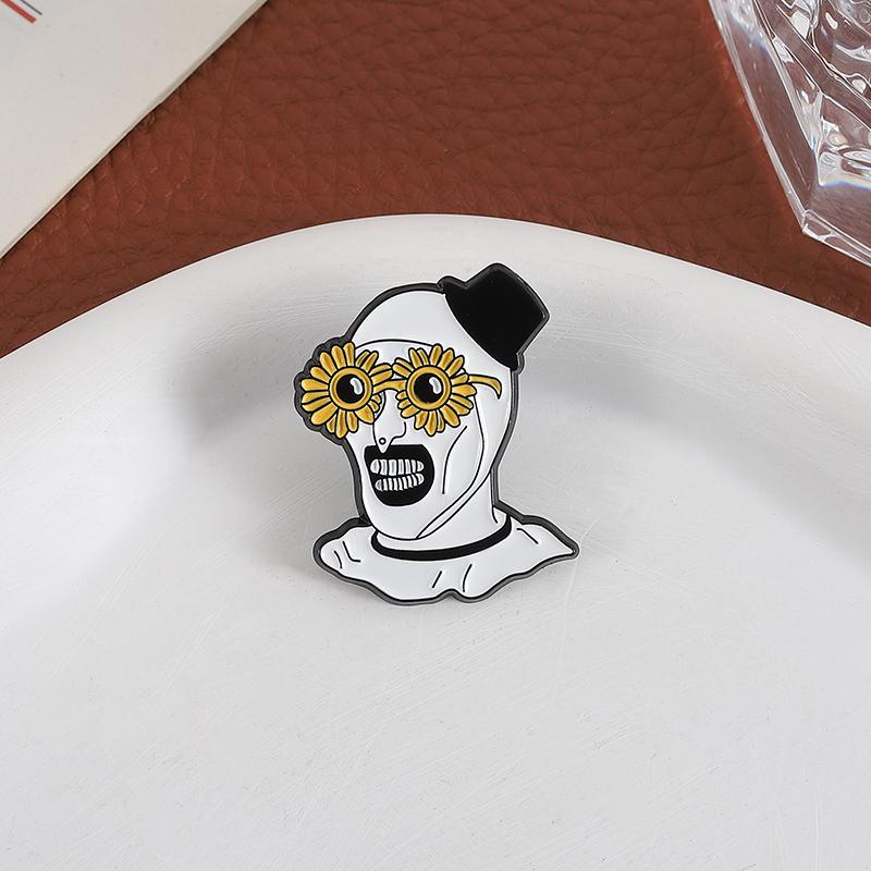 Terrifier Clown Enamel Pin Sunflower Sunglasses Horror Clown Killer Movie Halloween Brooch Lapel Badge Jewelry Gifts For Friends