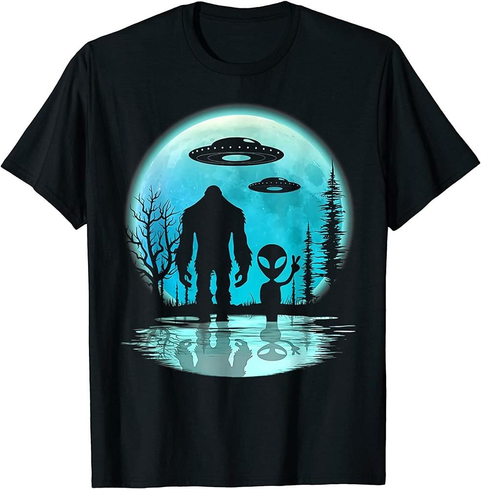 Bigfoot Alien UFO Moon Forest T-shirt