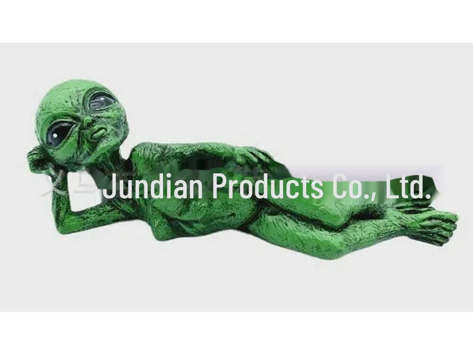 Alien UFO Outdoor Garden Gnome Statue Ornament