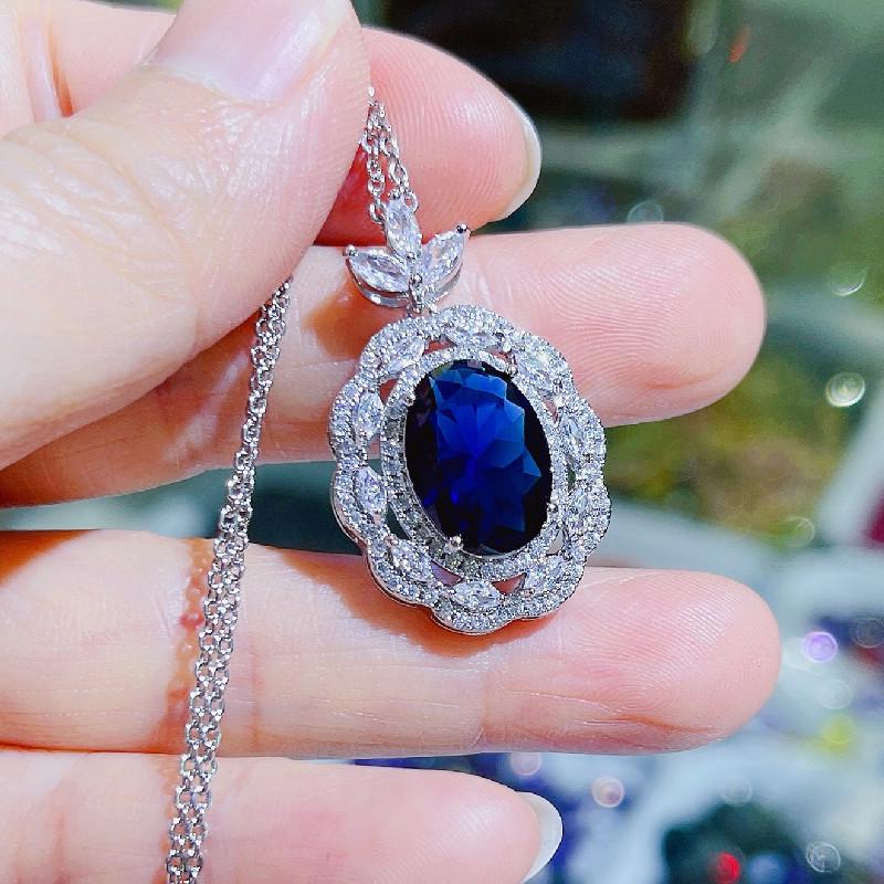 European & American Style Colored Zircon Pendant Necklace - Classic, Elegant Female Fashion Design