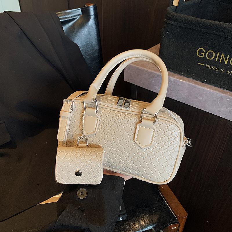 

Весна новая мода простая сумка-тоут женская высококлассная простая на плечо сумка-мессенджер хаки