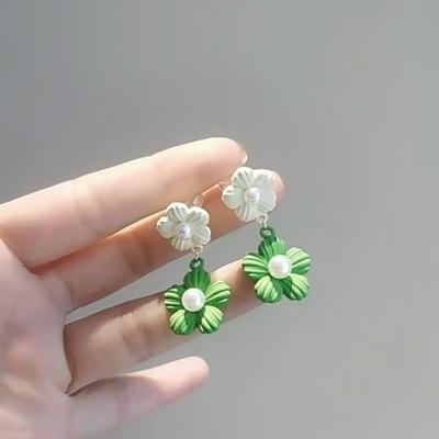 Fresh Floral Earrings Women's New Colorful Ear Studs Candy Colored Earrings Autumn/Winter Tiktok Same Style
