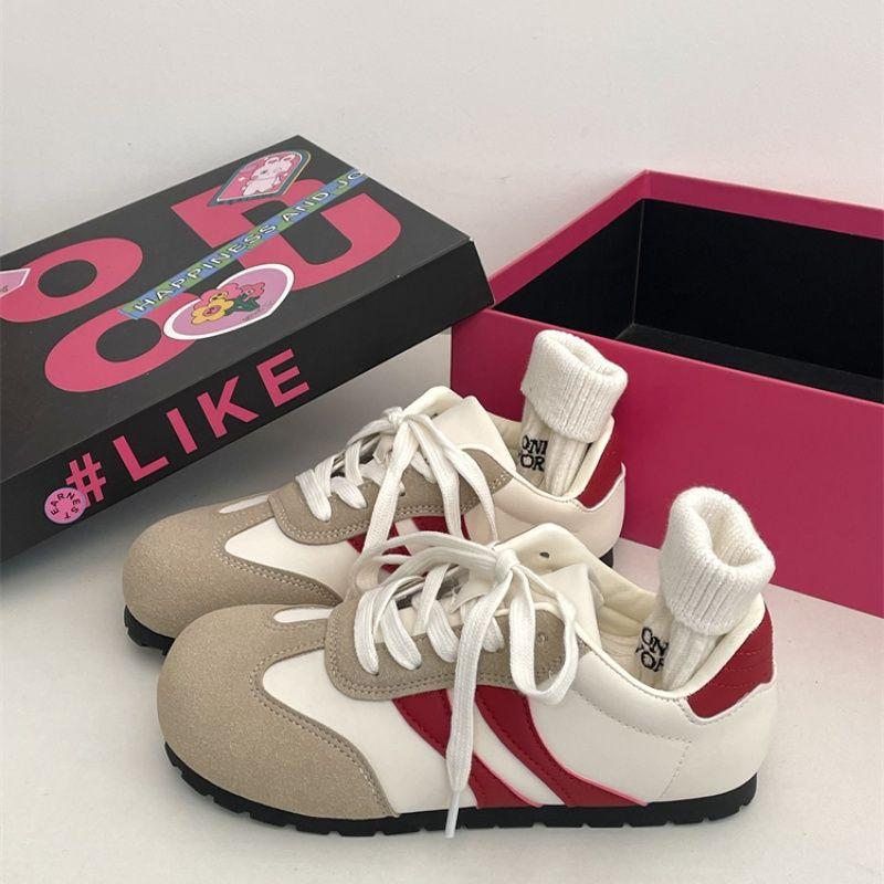 

New board shoes casual versatile women s shoes lightweight sports shoes women s retro little white shoes flat shoes German shoes 40 красный