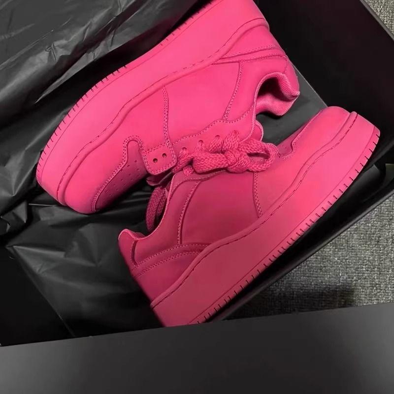 

Женская обувь для скейтбординга, весна-лето 2025, новые толстые высокие спортивные туфли с завязками на щиколотке, повседневные однотонные модные кроссовки 40 розы красного