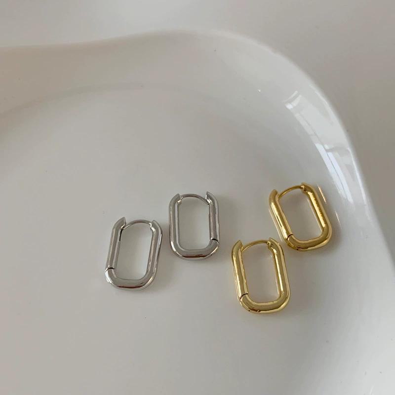 2023 French U-Shaped Geometric Circle Earrings: Fashionable Oval Design for Women