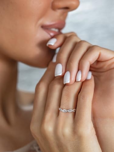 Silvora 925 Sterling Silver Ring with Zirconia, Women's, Twisted, Size 16