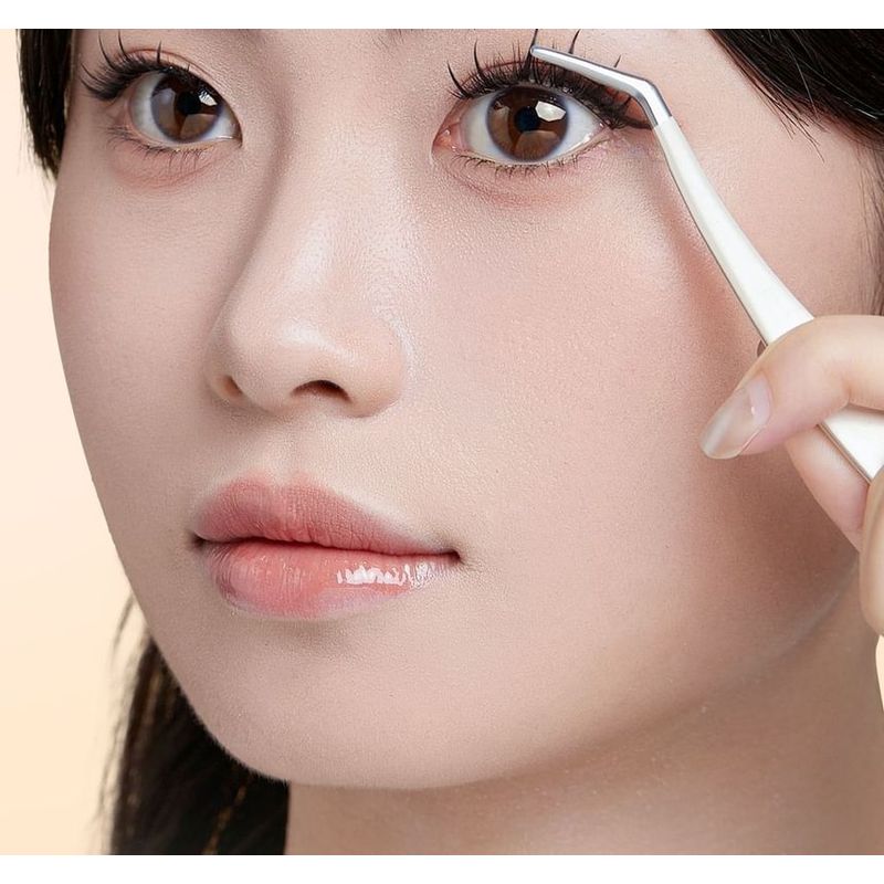 LuxeFlutter - Glue-free False Eyelashes Clusters (Various Designs)