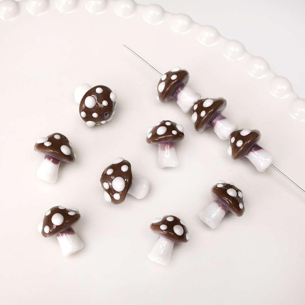 1 pezzo [17x16mm] Perline a forma di fungo in Vetro Colorato Dipinte a Mano Perline Fungo Tridimensionali Accessori Fai da Te per Gioielli Fatti a Mano