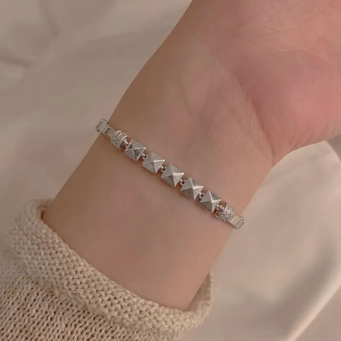 925 Silver Quinto Square Stick Line Silver Bracelet