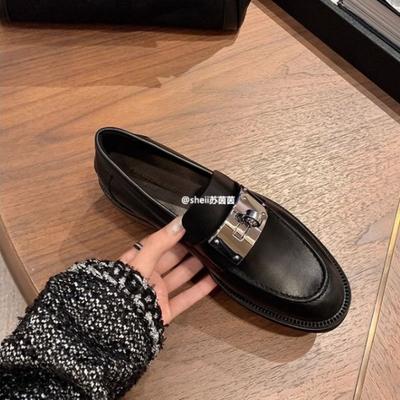 Spot Second Hair! Fashion Versatile New Metal Lock Leather Thick Heel Lazy Loafer Single Shoes Women's Small Leather Shoes Autumn