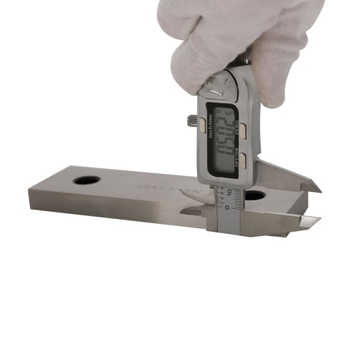 HFS(R) 150mm Digital Caliper, Stainless Steel, 0.03mm Accuracy, LCD Display, for Measures Inner and Outer Diameters, Depth, and Steps, Includes Storag