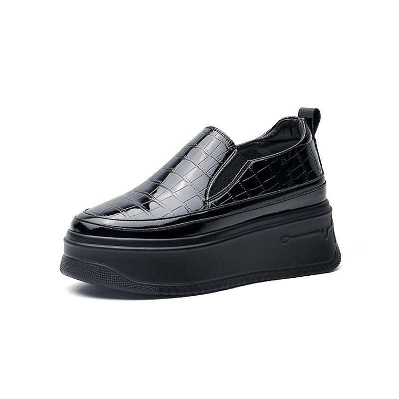 Scarpe basse in pelle primavera e autunno nuova moda suola spessa rialzanti Mori Lefu trend versatili a pedale unico casual scarpe singole