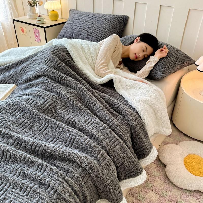 Soft Plush Throw Blanket Sofa Bed Office Nap Winter Warm Fleece Double-Sided Microfiber Velvet