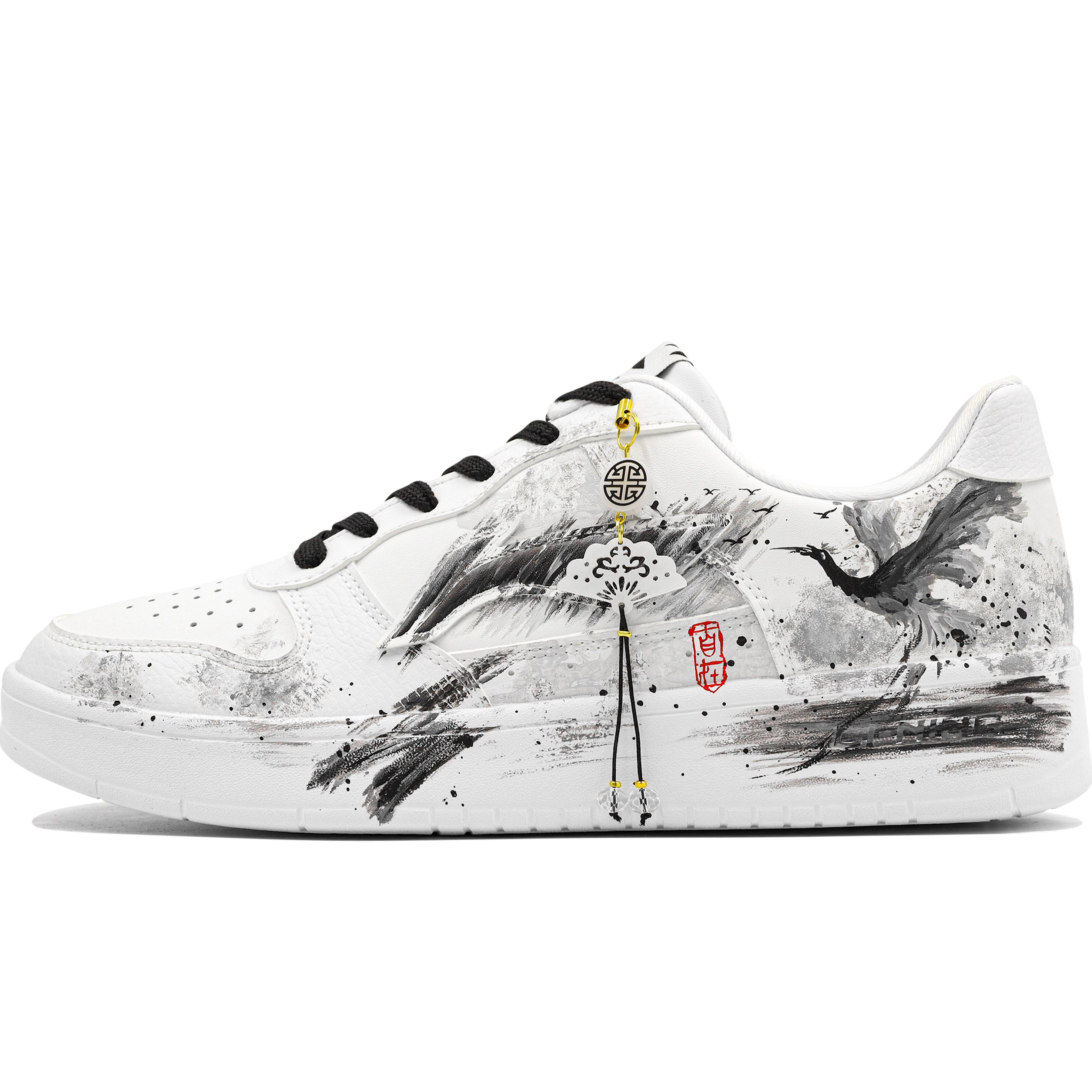 

Li Ning Floating Boat Slip Resistant, Impact Resistant, Abrasion Resistant Low top Skateboard Shoes Men s Black White AGCS419-1(Team204-) 39.5