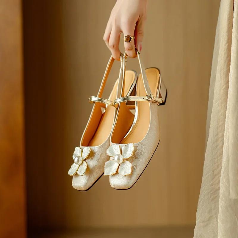 

Hot Selling Retro Square Head Flower Buckle Strap New Women s Sandals 2025 Summer Slingback Med Heels Shoes Sandalias Mujer 34 абрикосовый
