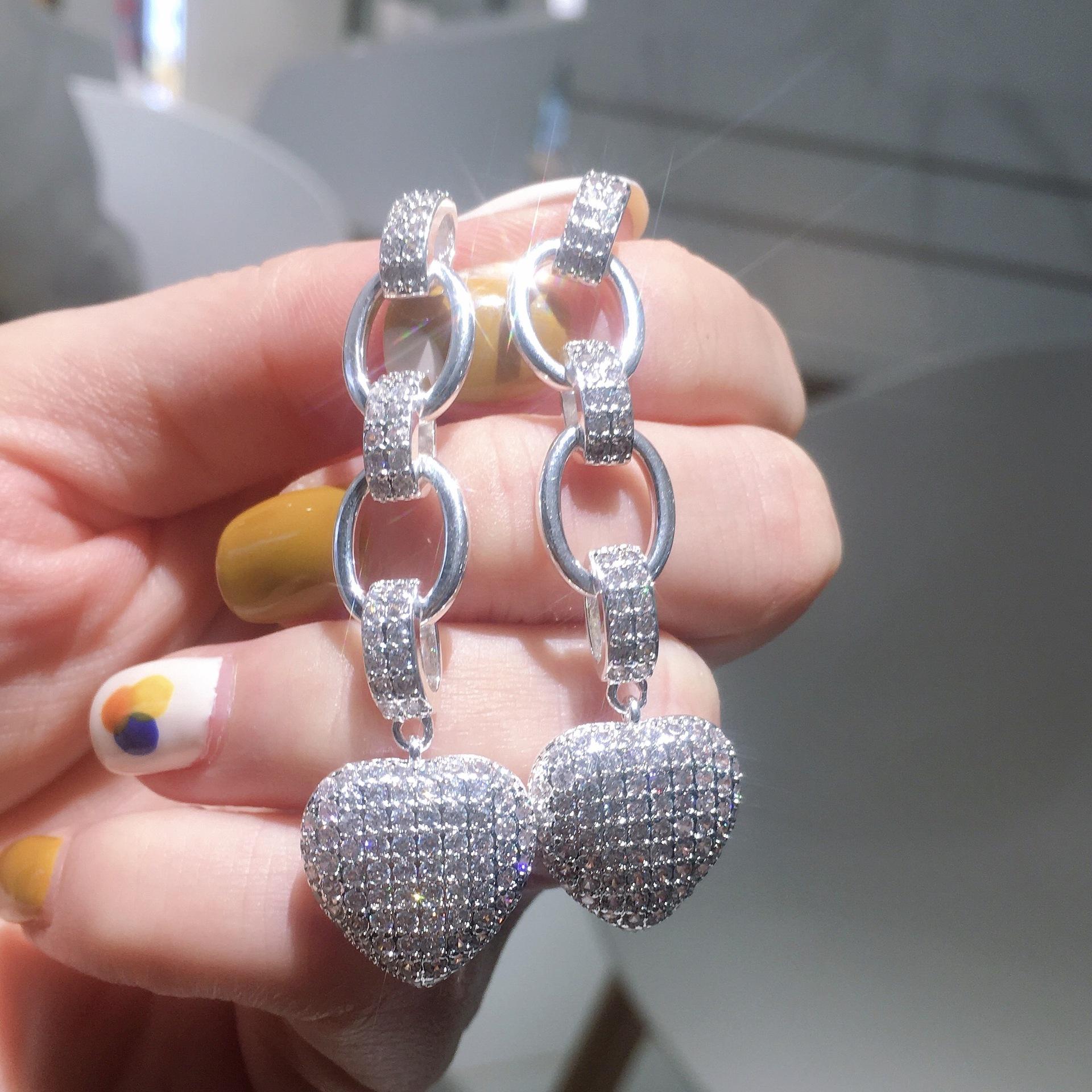 

Подвеска в форме сердца с бриллиантами и ветром, полое золотое женское ожерелье с кулоном в форме персикового сердца, прямые продажи