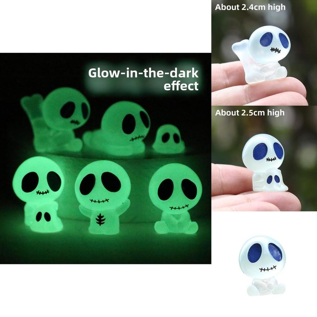 Resin Ghost Miniature Figurine With Glow Effect For Diy Micro Landscapes And Home Decor Enthusiasts