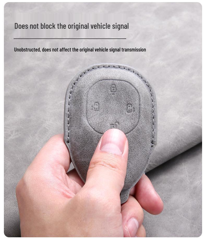 GAC Trumpchi E8/E8pro New Year Edition Key Case: Stylish Metal Shell with Buckle