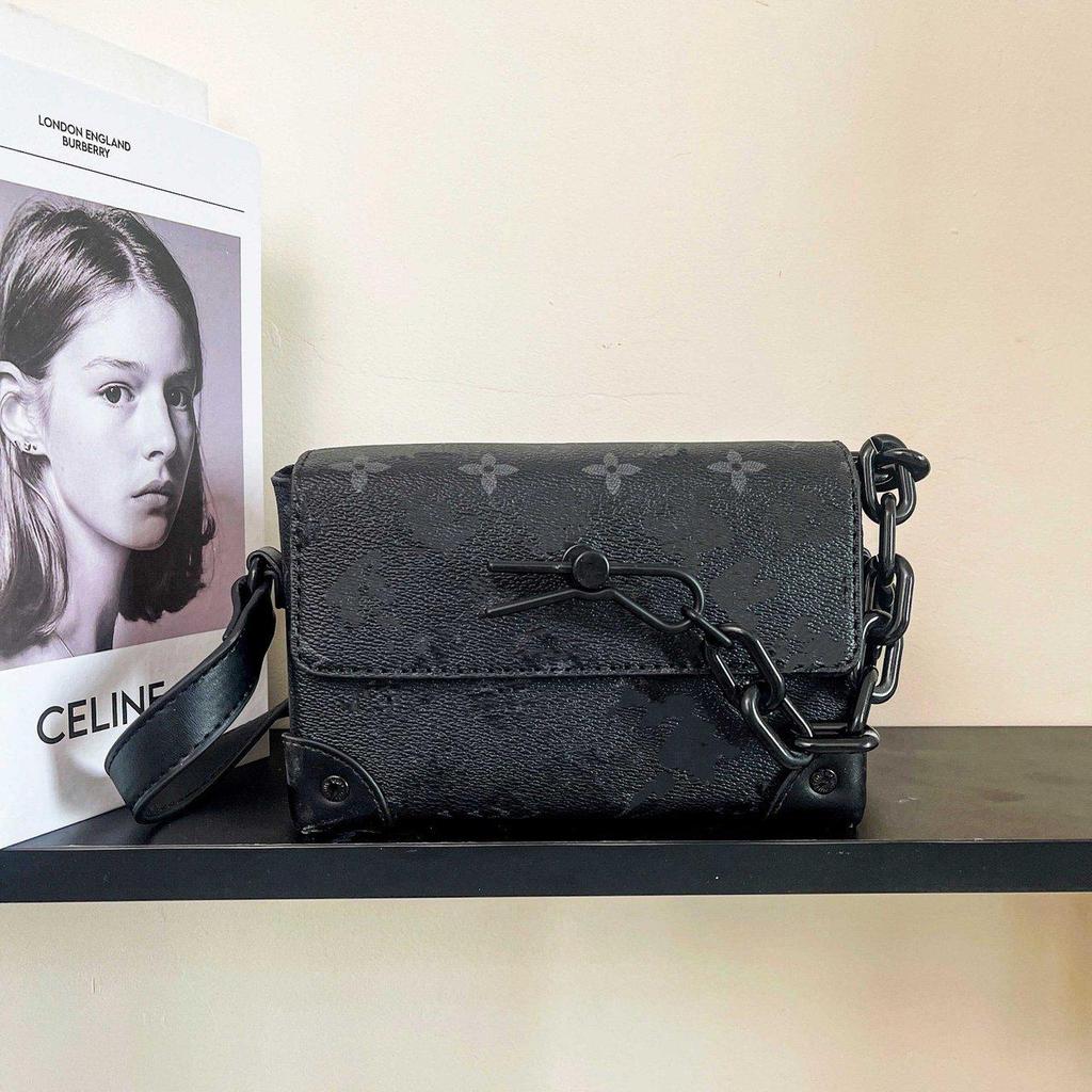 European & American Classic Small Chain Print Crossbody Flap Bag