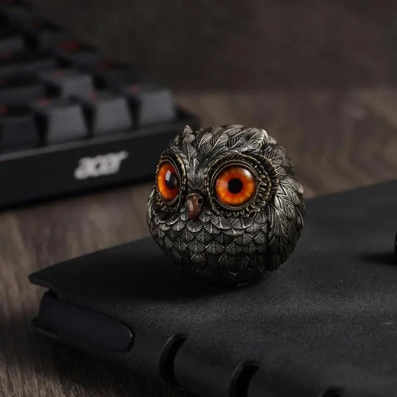 Three Super Cute Big-eyed Owl Figurines with Different Eye Colors, Perfect for Adding the Finishing Touch To Home Green Plant