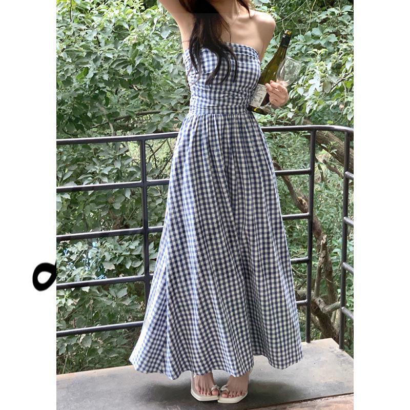 2026 Spring/Summer One-Shoulder Plaid Bandeau Dress – Elegant Long Skirt in Black, White, Blue Small