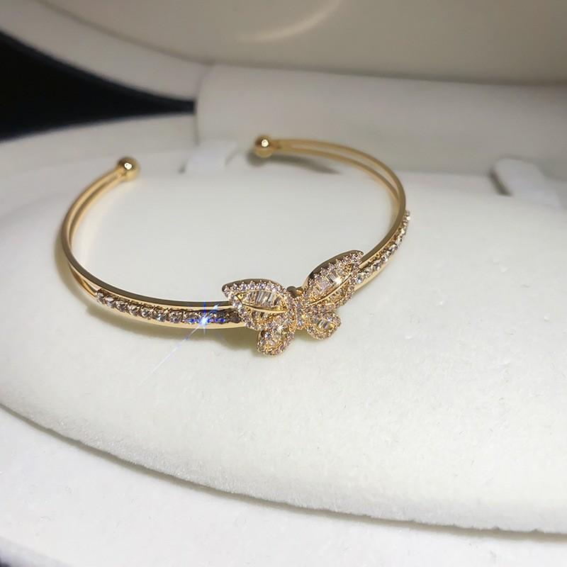 Super Flash Zircon Round Heart-shaped Flower Multi-layer Open Bracelet Exquisite and Beautiful Bracelet Light Luxury Jewelry Women