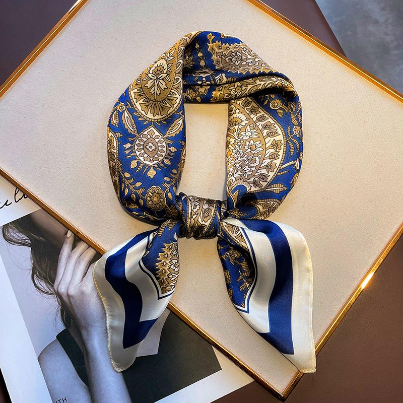 Versatile Sciarpa di Seta Retro con Motivo di Anacardi: Foulard Quadrato Decorativo da Donna, Foulard, Sciarpa da Legare ai Capelli o alla Borsa
