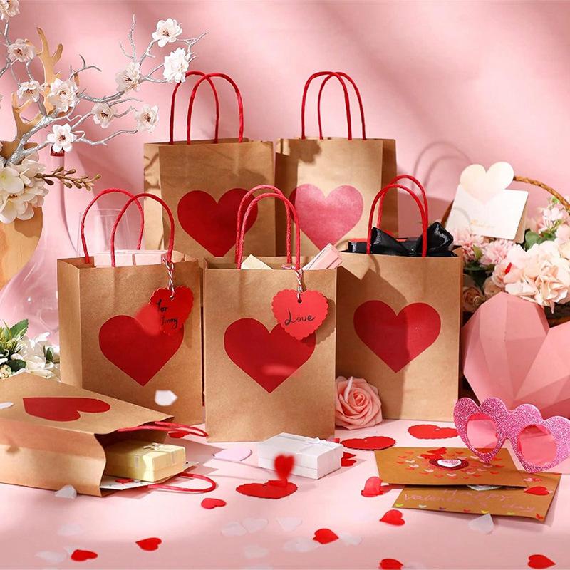 10Pcs Heart Patterns Kraft Paper Bag With Handle Valentine'S Day Gift Packaging Tote Romantic Bags Party Wedding Accessories Zyf