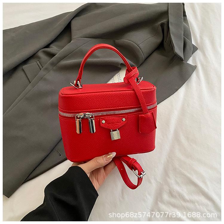 Fashion niche bag women's 2025 new trendy Korean version simple crossbody bag women's hand-held versatile box bag