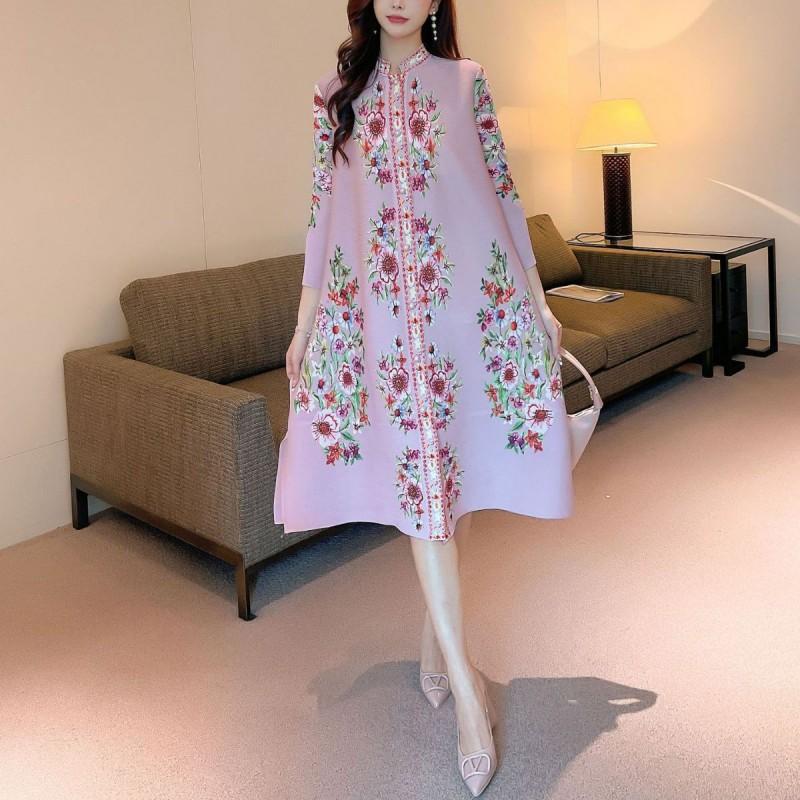 Womens Elegant Pleated Midi Dress With Floral Print Loose Fit Stand Collar Single Button Front Plus Size Friendly