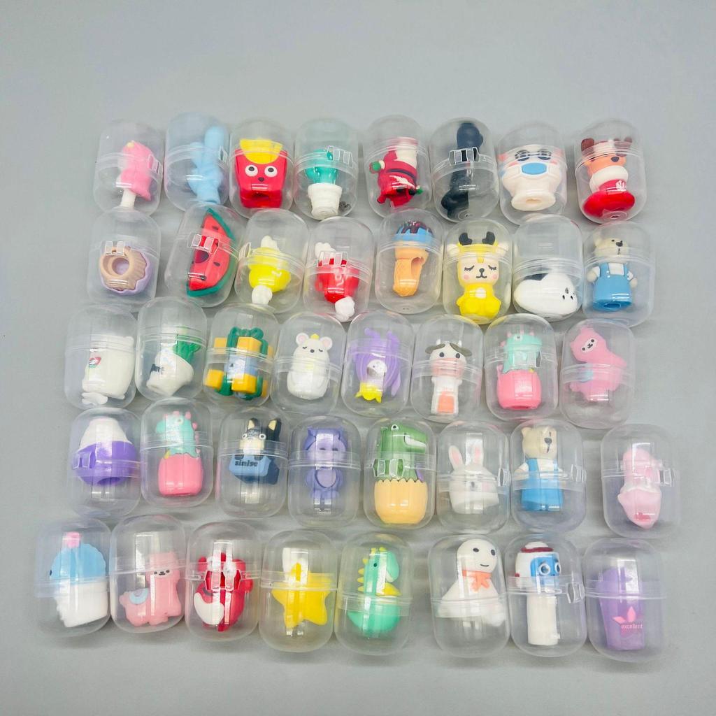 10 packs of mixed gashapon dolls and pull-back car dolls in various styles, 32*32mm size, one set per delivery