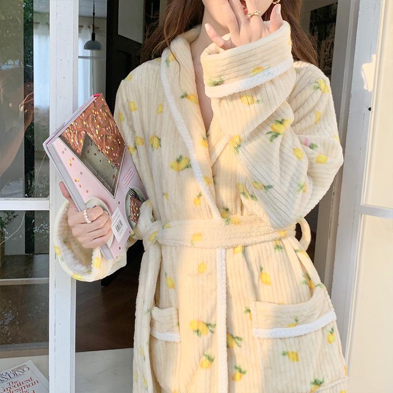 Autumn And Winter Thickened Bathrobe Women'S Coral Fleece Pajamas Sweet And Cute Princess Style Pajamas Loungewear Medium And Long Pajamas
