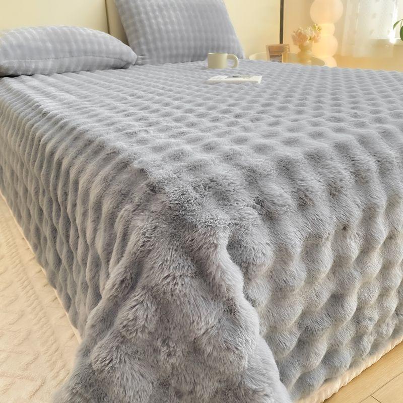 Super Soft Throw Blanket Lavender Premium Silky Flannel Fleece 3D Clouds Stylish Jacquard Lightweight Bed Blanket All Season Use