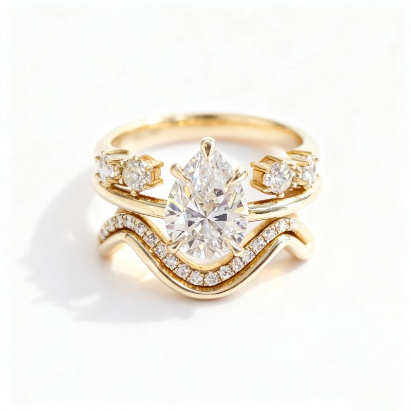 European and American Style Ring Set (three Pieces) Elegant Diamond Ring with Cubic Zirconia Stones Wedding Party Matching Rings